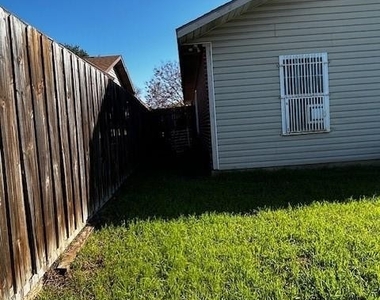 4043 Gray Oak Place - Photo Thumbnail 22