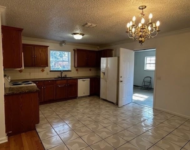 4043 Gray Oak Place - Photo Thumbnail 12