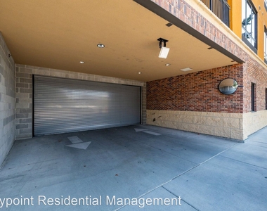 880 W River Street, #309 - Photo Thumbnail 45