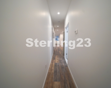 33-7 28th Avenue - Photo Thumbnail 10