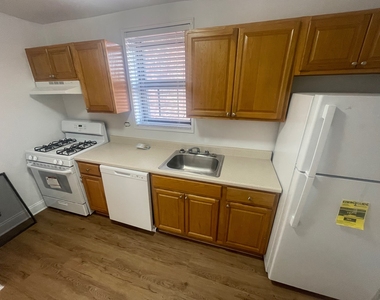 102-30 67th Avenue - Photo Thumbnail 2