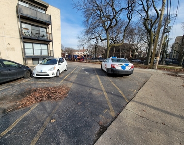 1711 W Jarvis Avenue - Photo Thumbnail 17