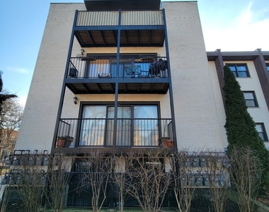 1711 W Jarvis Avenue - Photo Thumbnail 18