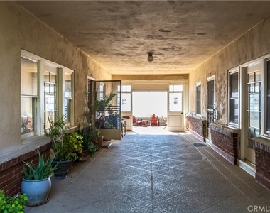 1616 E Ocean Boulevard - Photo Thumbnail 24