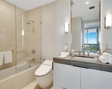 9705 Collins Ave - Photo Thumbnail 18