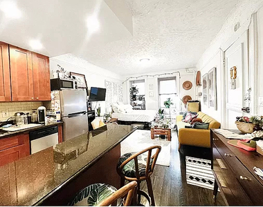 West 88th Street - Photo Thumbnail 4