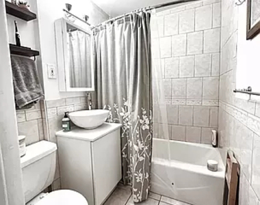 West 88th Street - Photo Thumbnail 5