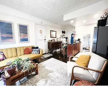 West 88th Street - Photo Thumbnail 2