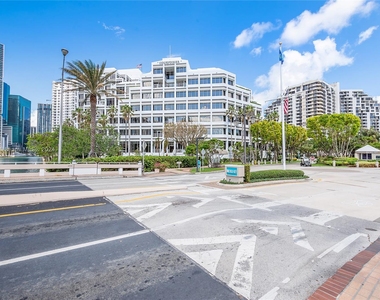 540 Brickell Key Dr - Photo Thumbnail 41