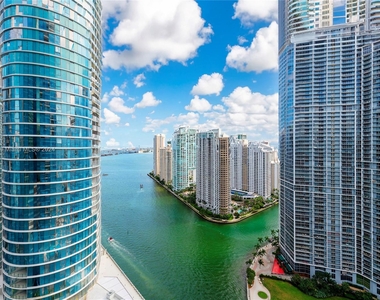 200 Biscayne Boulevard Way - Photo Thumbnail 12