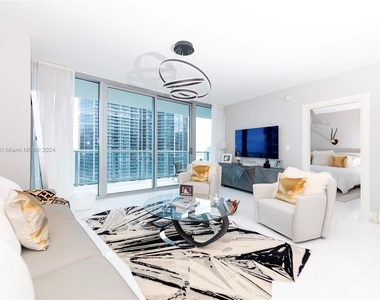 200 Biscayne Boulevard Way - Photo Thumbnail 9