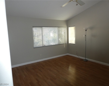 9690 W Cherokee Avenue - Photo Thumbnail 13