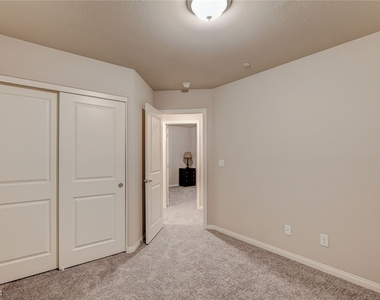 5241 Acadia Leaf Street - Photo Thumbnail 27