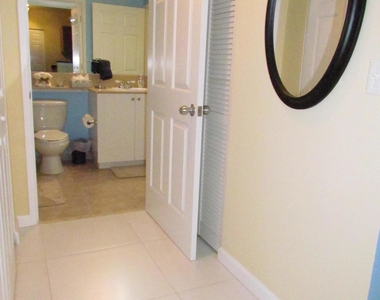 700 E Boynton Beach Boulevard - Photo Thumbnail 12