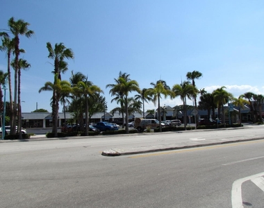 625 Casa Loma Boulevard - Photo Thumbnail 28