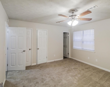 1322 Briar Ridge - Photo Thumbnail 5