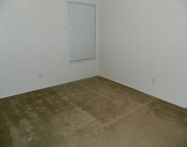 9728 Sw 27th Street - Photo Thumbnail 16