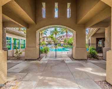 3236 E Chandler Boulevard - Photo Thumbnail 9