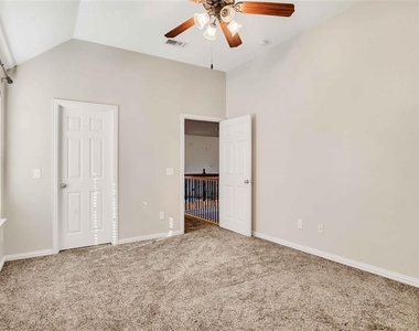 11567 Castle Brook Lane - Photo Thumbnail 27