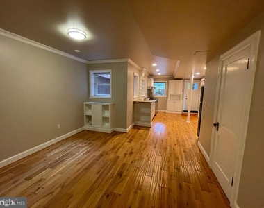 2442 20th Street Nw - Photo Thumbnail 13