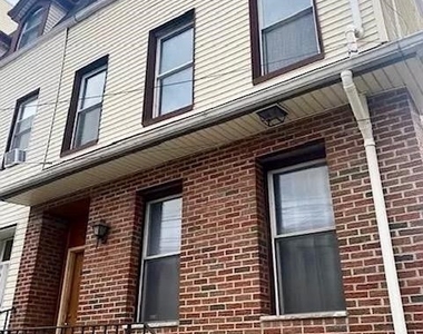 151 Culver Ave - Photo Thumbnail 1