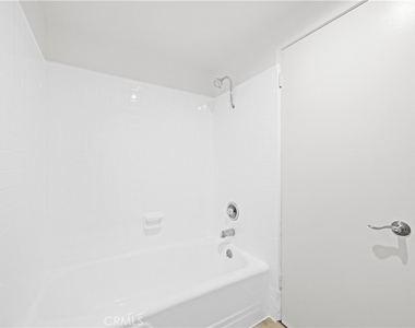 1104 Opal Street - Photo Thumbnail 29