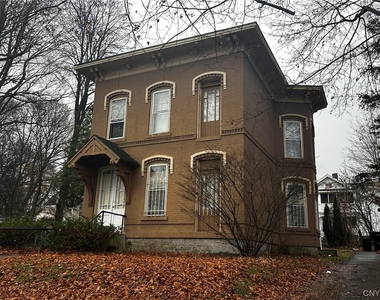 1326 Madison Street - Photo Thumbnail 9