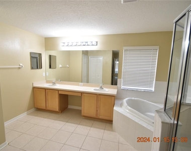 10579 Coral Key Avenue - Photo Thumbnail 21