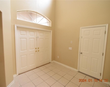 10579 Coral Key Avenue - Photo Thumbnail 5