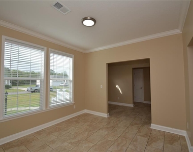 2704 Screech Owl Avenue - Photo Thumbnail 4