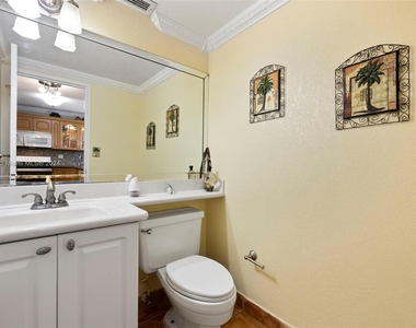 3725 S Ocean Dr - Photo Thumbnail 14