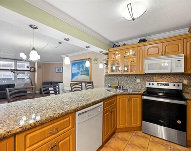 3725 S Ocean Dr - Photo Thumbnail 7