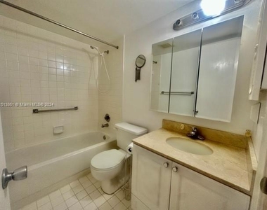 801 Sw 133rd Ter - Photo Thumbnail 30