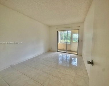 801 Sw 133rd Ter - Photo Thumbnail 14