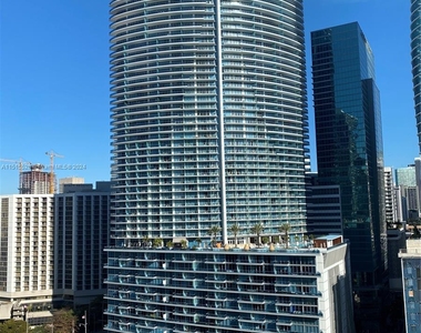 200 Biscayne Boulevard Way - Photo Thumbnail 1