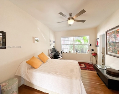 1435 West Ave - Photo Thumbnail 6