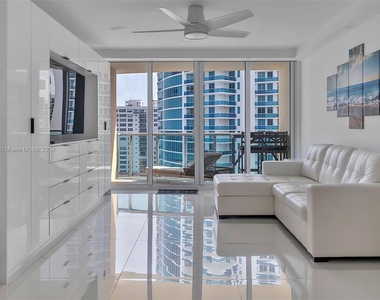 2501 S Ocean Dr - Photo Thumbnail 5