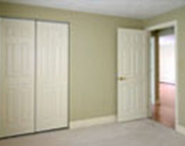 14 Kenmar Drive - Photo Thumbnail 2