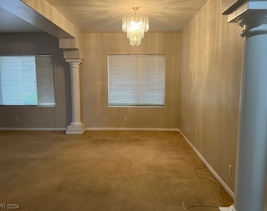 10205 Imperial Pointe Avenue - Photo Thumbnail 9