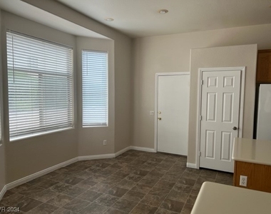 10205 Imperial Pointe Avenue - Photo Thumbnail 6