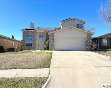 4405 Indigo Drive - Photo Thumbnail 1