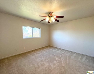 4405 Indigo Drive - Photo Thumbnail 19