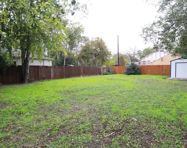 2513 Ryan Avenue - Photo Thumbnail 26