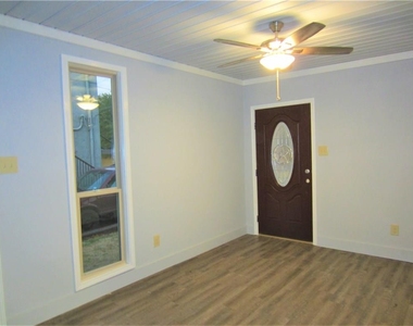 501 Mounts Avenue - Photo Thumbnail 17