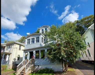 33 Prescott Street - Photo Thumbnail 0