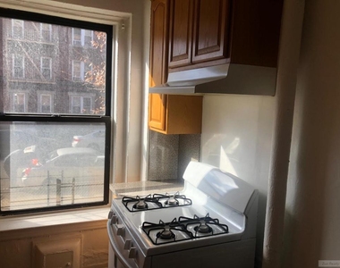 8320 Bay Parkway - Photo Thumbnail 3