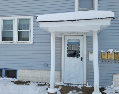 369 Reiman St (lower Middle) - Photo Thumbnail 4