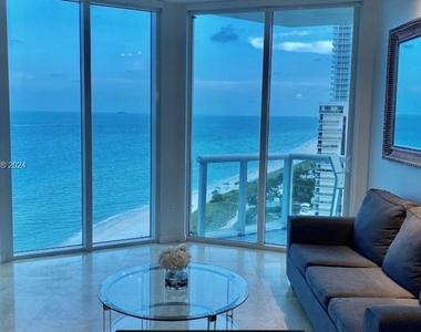 6515 Collins Ave - Photo Thumbnail 2