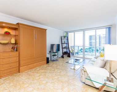 2501 S Ocean Dr - Photo Thumbnail 15