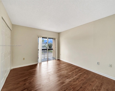 3688 Sw 59th Ave - Photo Thumbnail 42